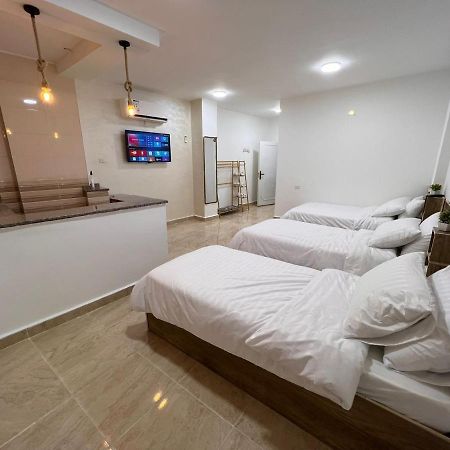 Guest House Karak Exterior photo